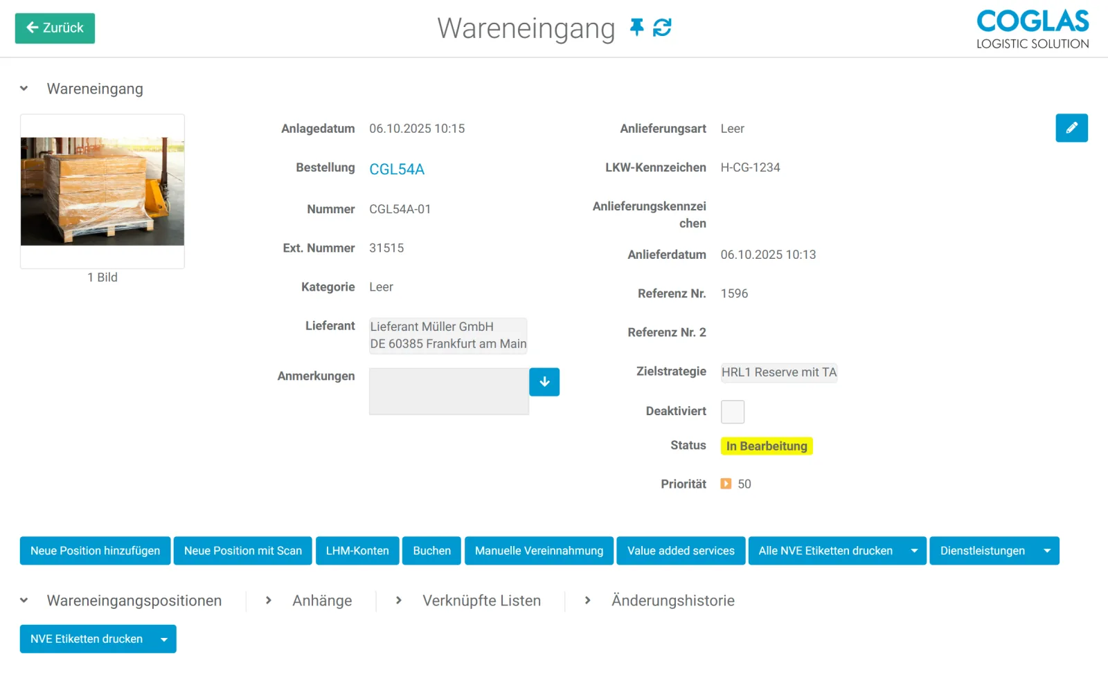 COGLAS WEB WMS Wareneingang: Detailansicht eines Wareneingangs mit Bestellung, Lieferant, Status, Priorität und Buchungsfunktionen